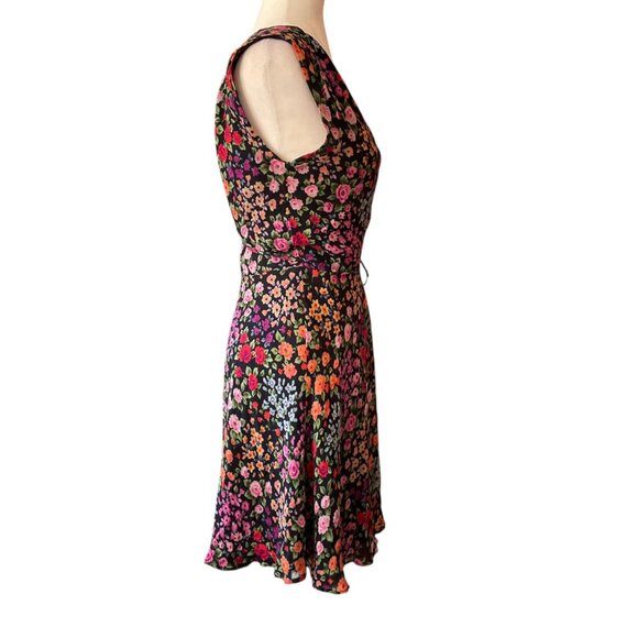 Yumi Kim Lexey Wrap Dress Cottage Floral Kingston Garden SZ M Twee Indie Dress - Picture 3 of 13
